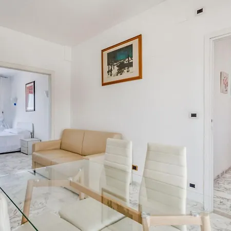 Inviting Near Vittorio Beach Appartement